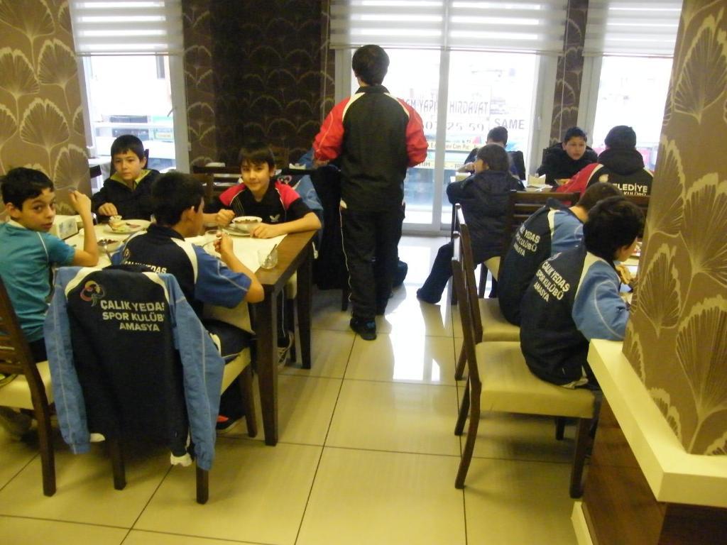 מרסין Egemen Hotel מראה חיצוני תמונה